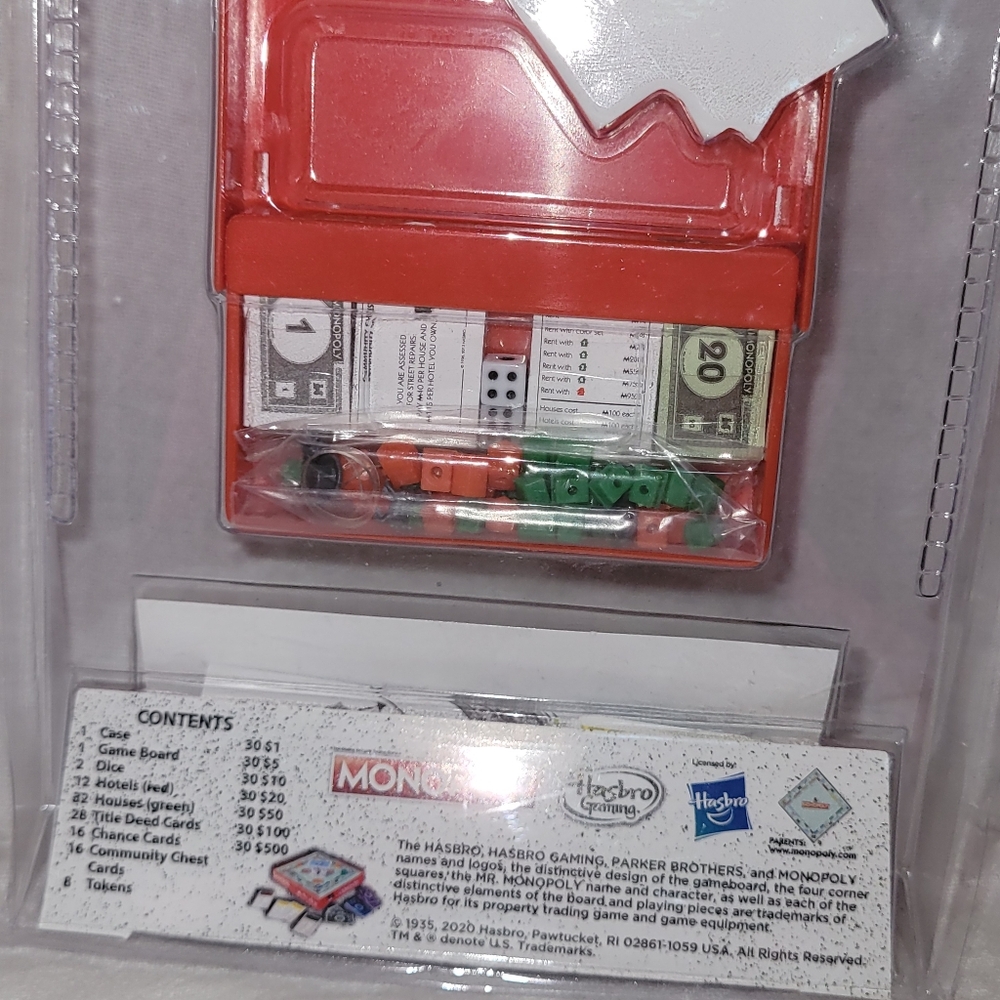 Mini Monopoly by Hasbro - Picture 8 of 12